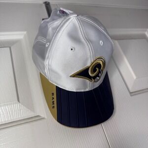 St Louis Rams‎ Reebok NFL Equipment Strapback Hat Ribbed Rubber Bill New Flawed